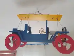 Plafond et Murs Lustre chambre enfant