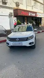 Citadine Volkswagen Tiguan 2011 Style